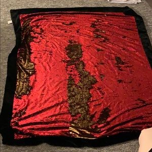 Red/gold sequin 2 sided soft blanket